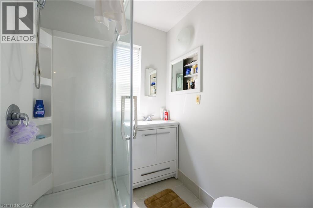 944 King Street Property Photo 26