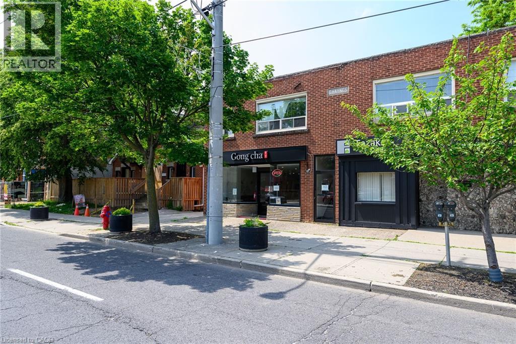 944 King Street Property Photo 34