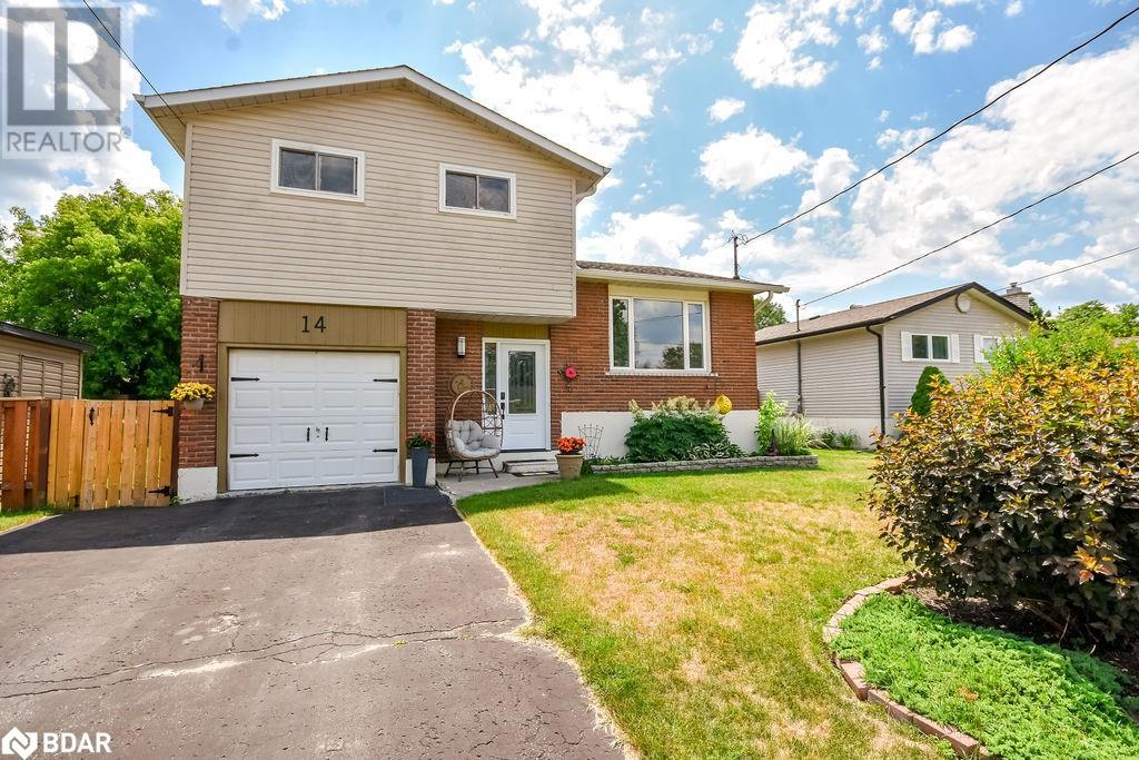 14 LARKDALE Crescent