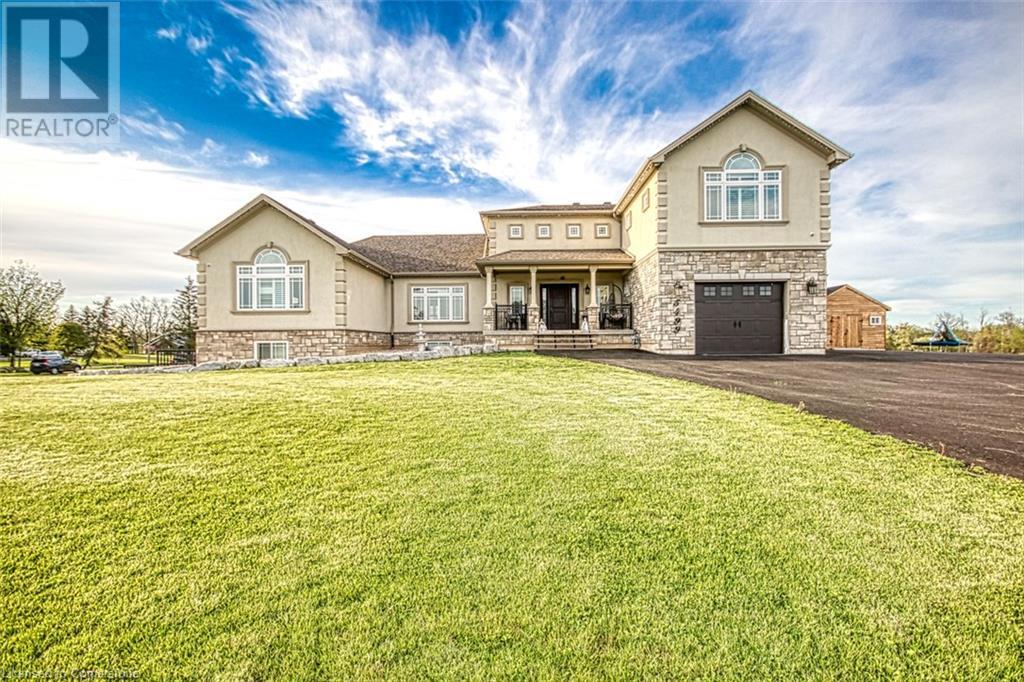5499 Attema Crescent Property Photo 1