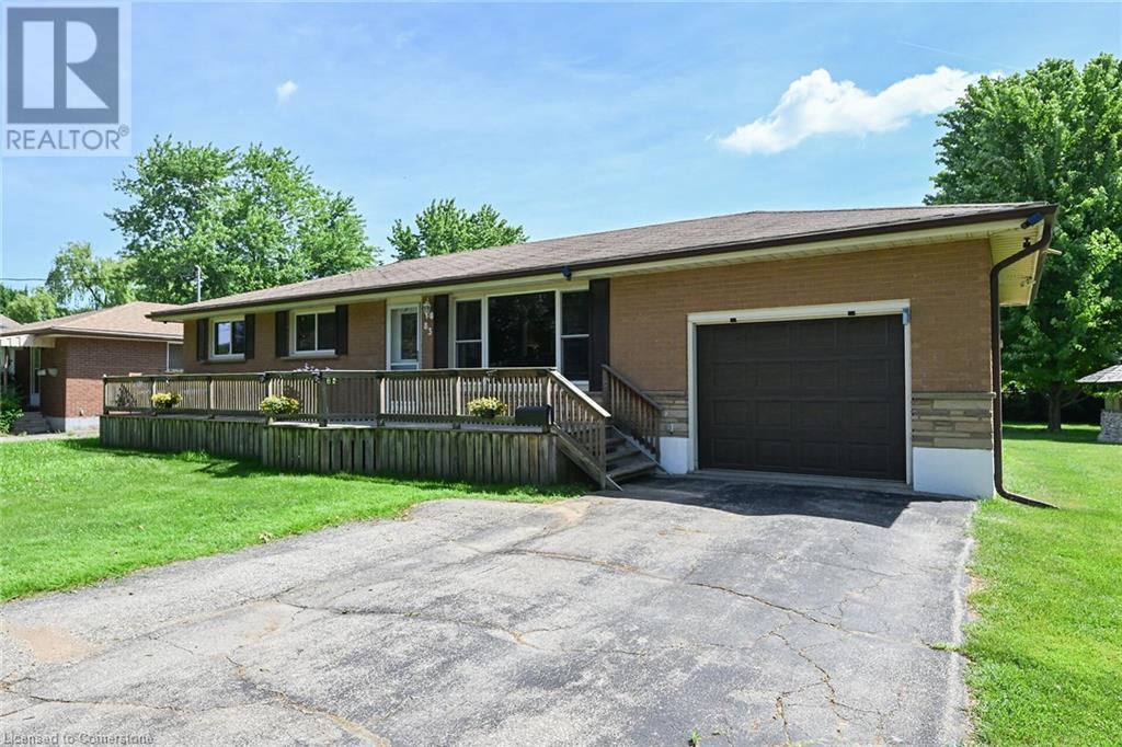 83 Oak Avenue Property Photo 1