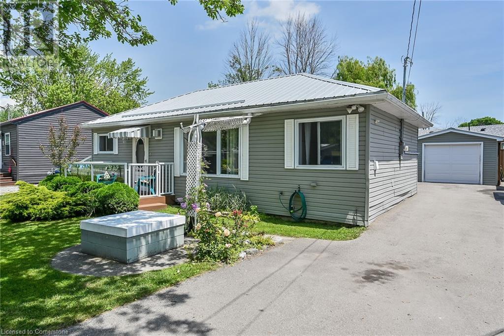 8 Witherspoon Drive Property Photo 1