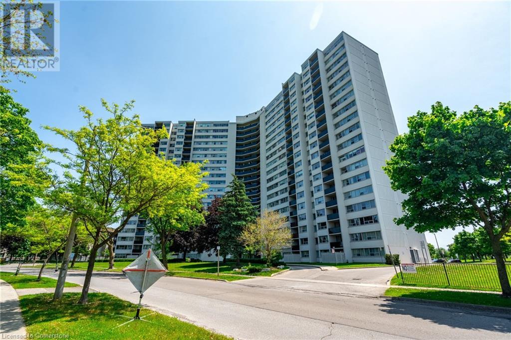530 LOLITA Garden Unit# 1211