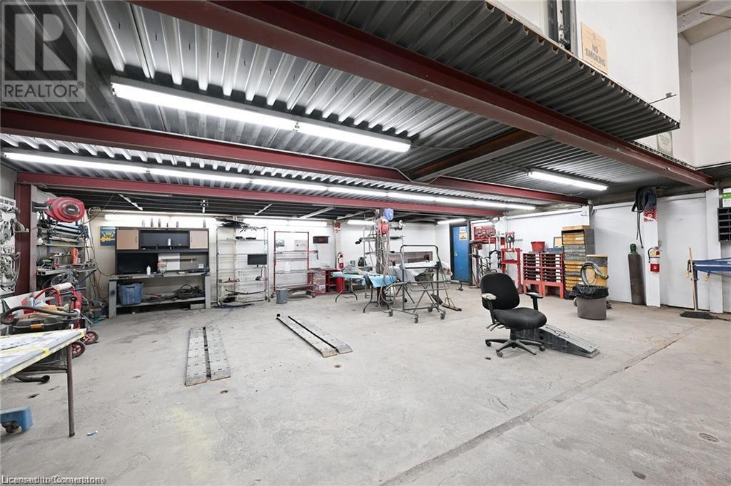 347 Hatt Street Property Photo 11