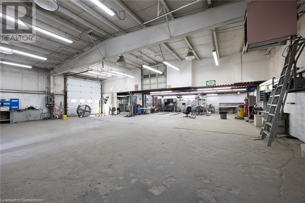 347 Hatt Street Property Photo 12