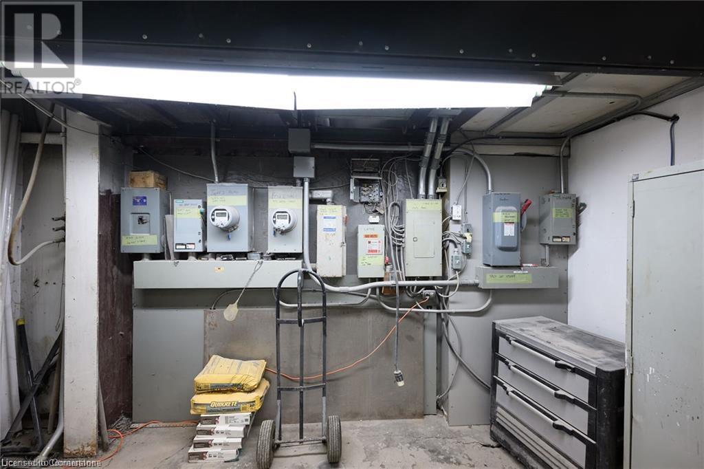 347 Hatt Street Property Photo 18