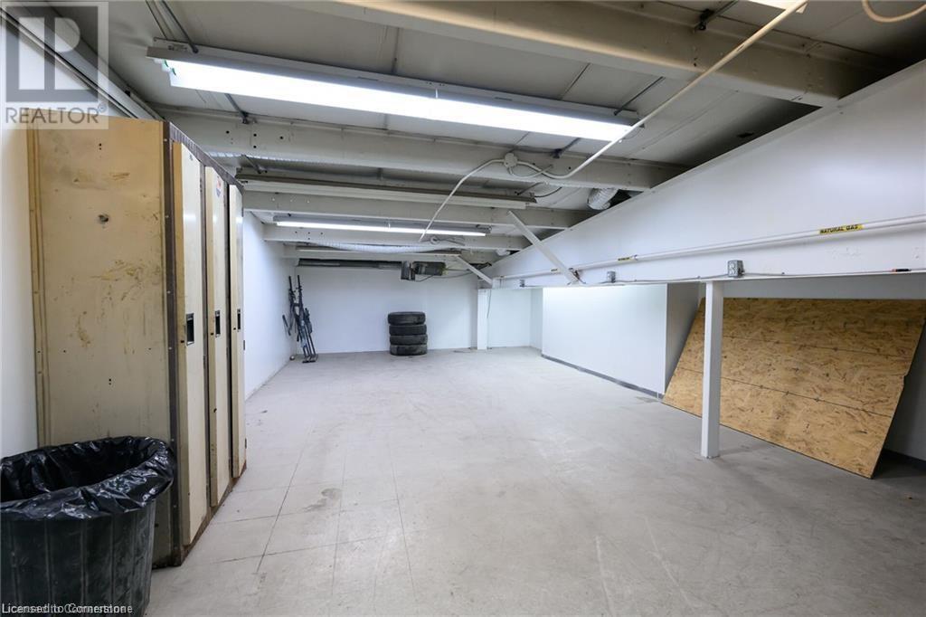 347 Hatt Street Property Photo 22