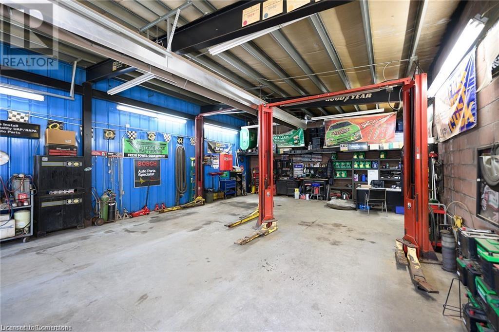 347 Hatt Street Property Photo 28