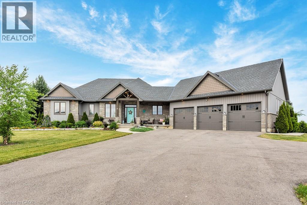 6 Macneil Court Property Photo 1