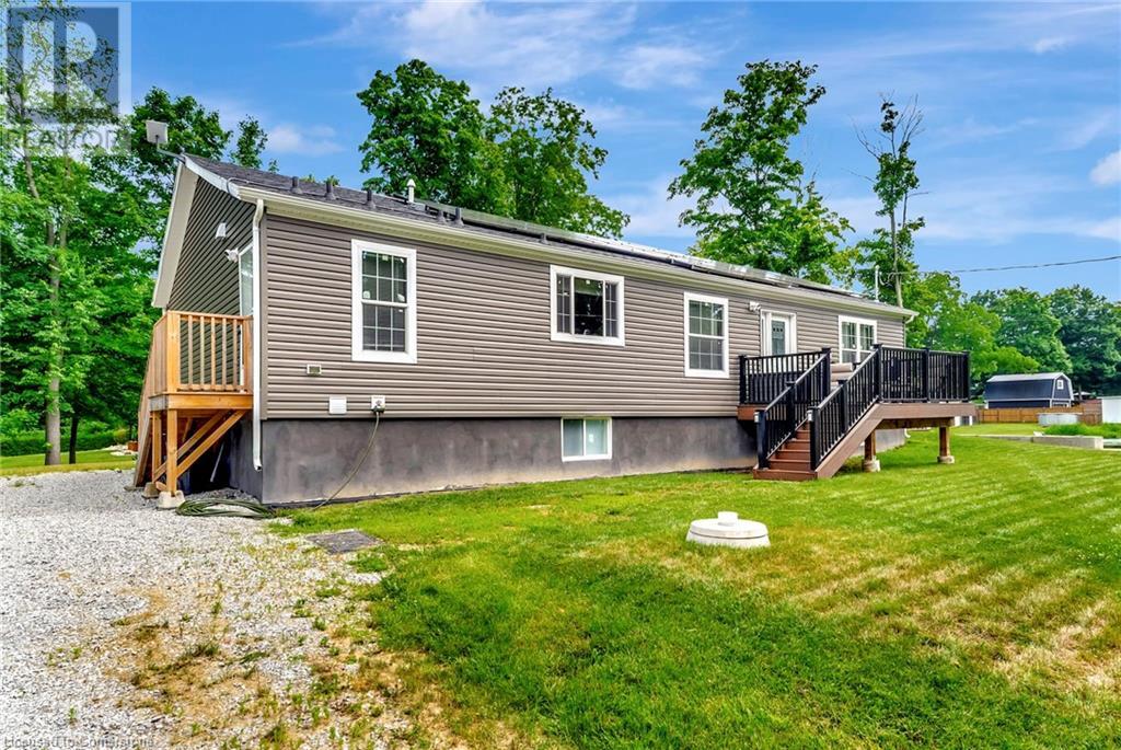 4881 Mapleview Crescent Property Photo 1