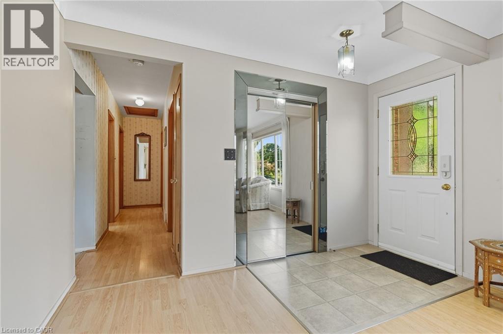 16 Glendale Drive Property Photo 2