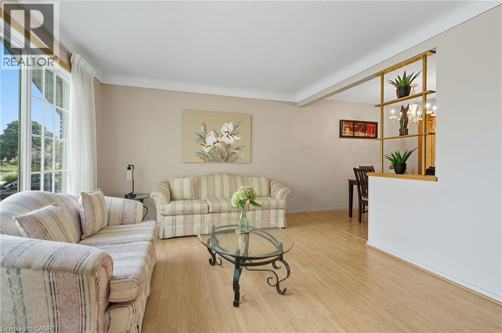 16 Glendale Drive Property Photo 5