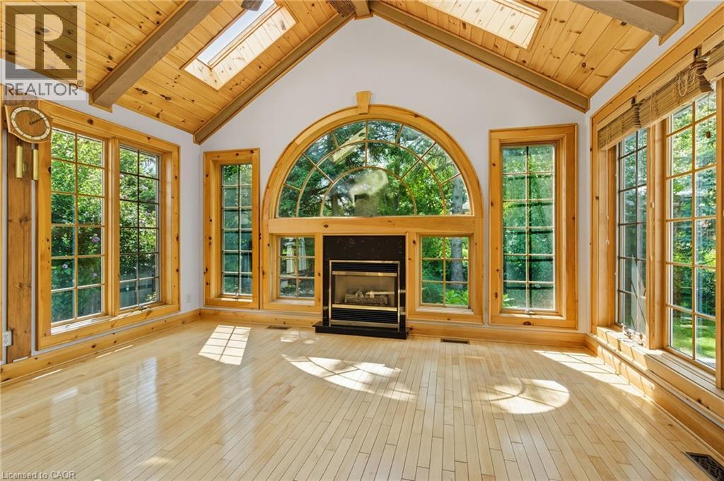 16 Glendale Drive Property Photo 11