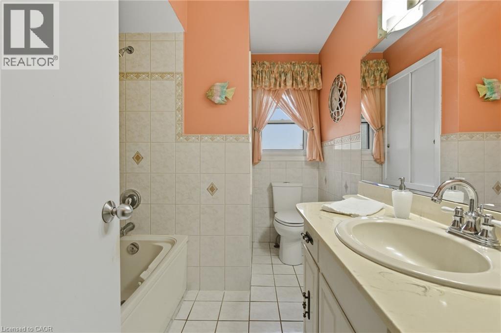 16 Glendale Drive Property Photo 17