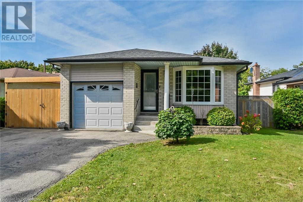 5 Ridell Crescent Property Photo 1