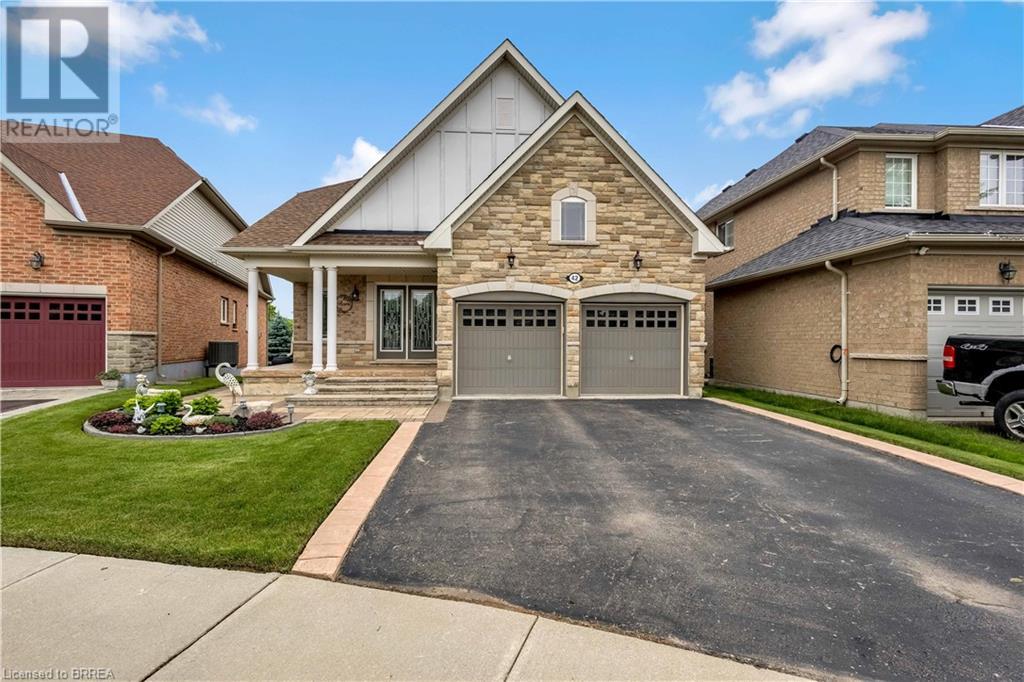 42 Davidson Court Property Photo 1