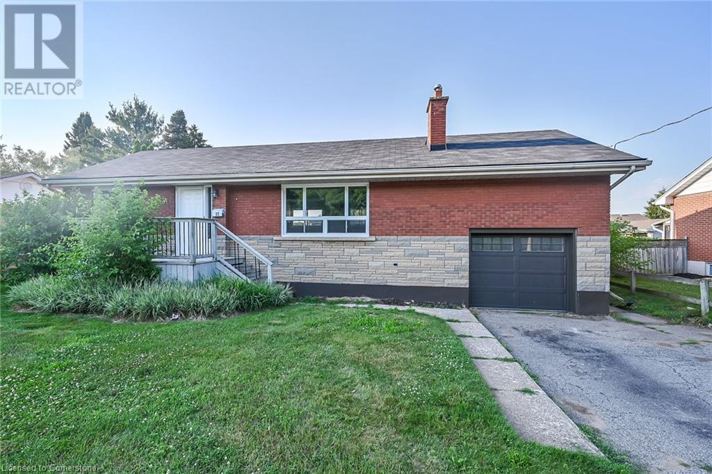 17 Brierwood Avenue Property Photo 1