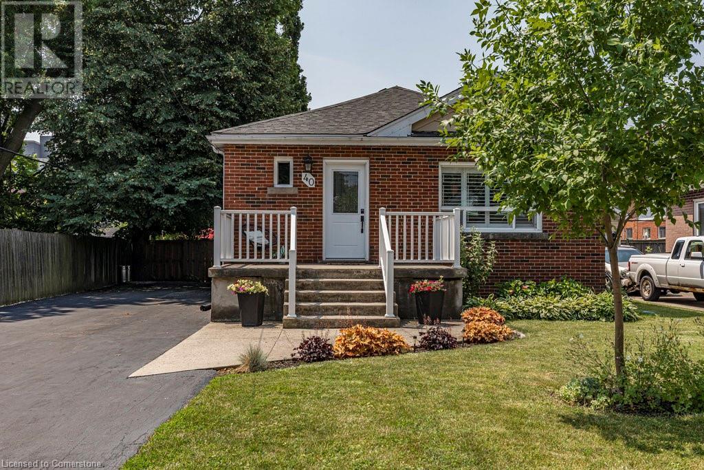 40 Duncombe Drive Property Photo 1