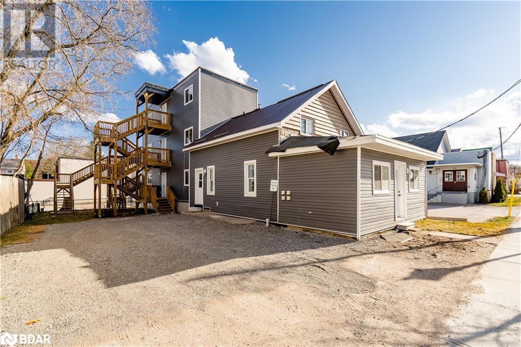 99 COLBORNE Street W Unit# C Property Photo 1