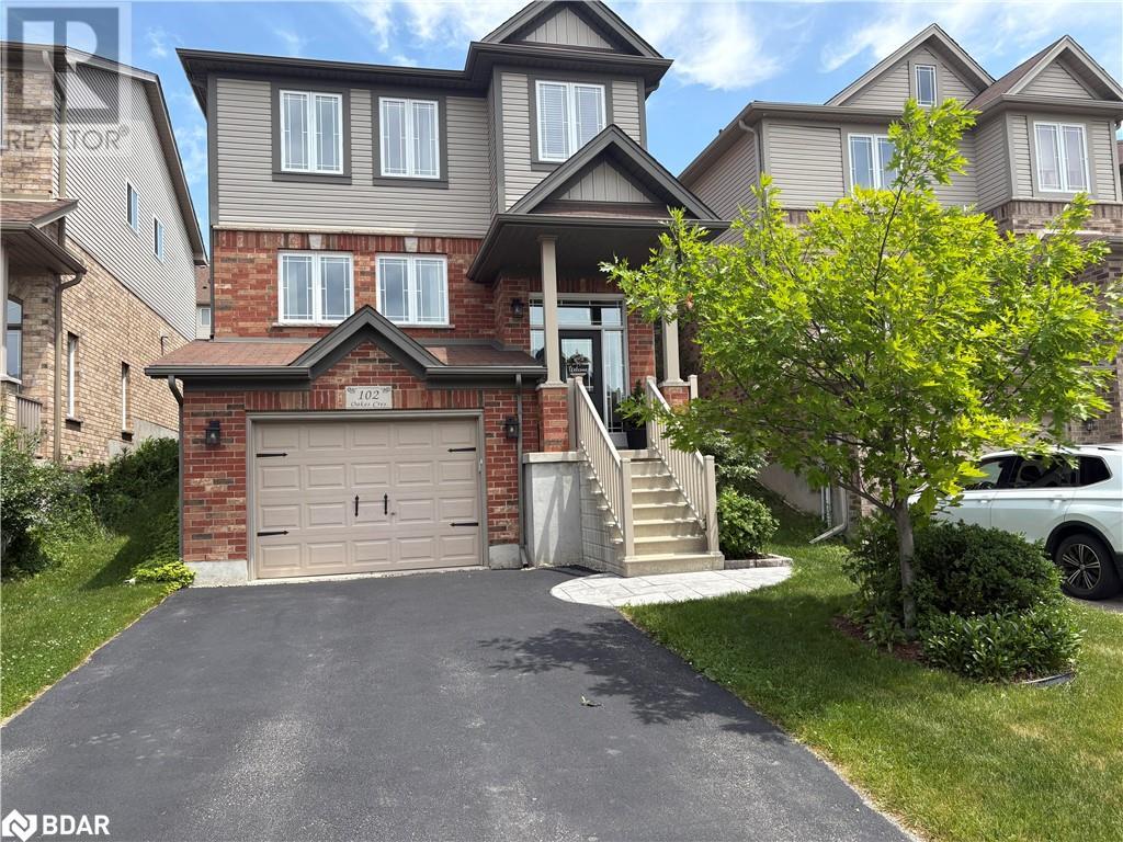 102 Oakes Crescent Crescent Property Photo 1