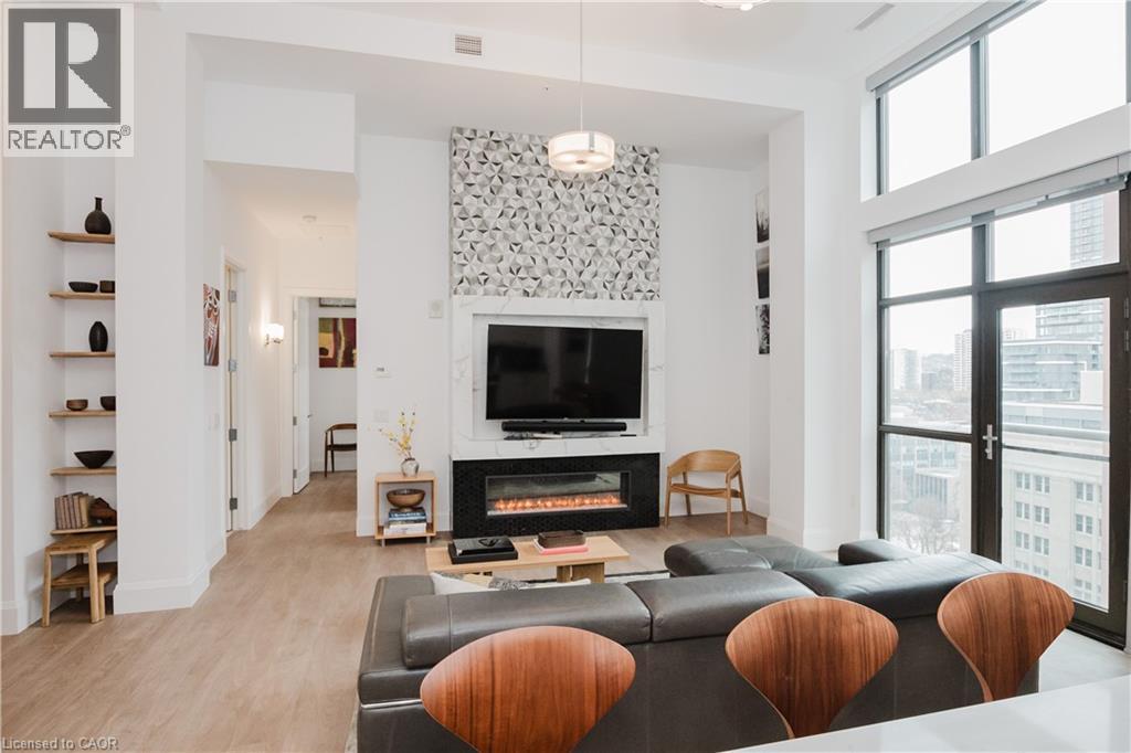 118 King Street E Unit# Lph13 Property Photo 11