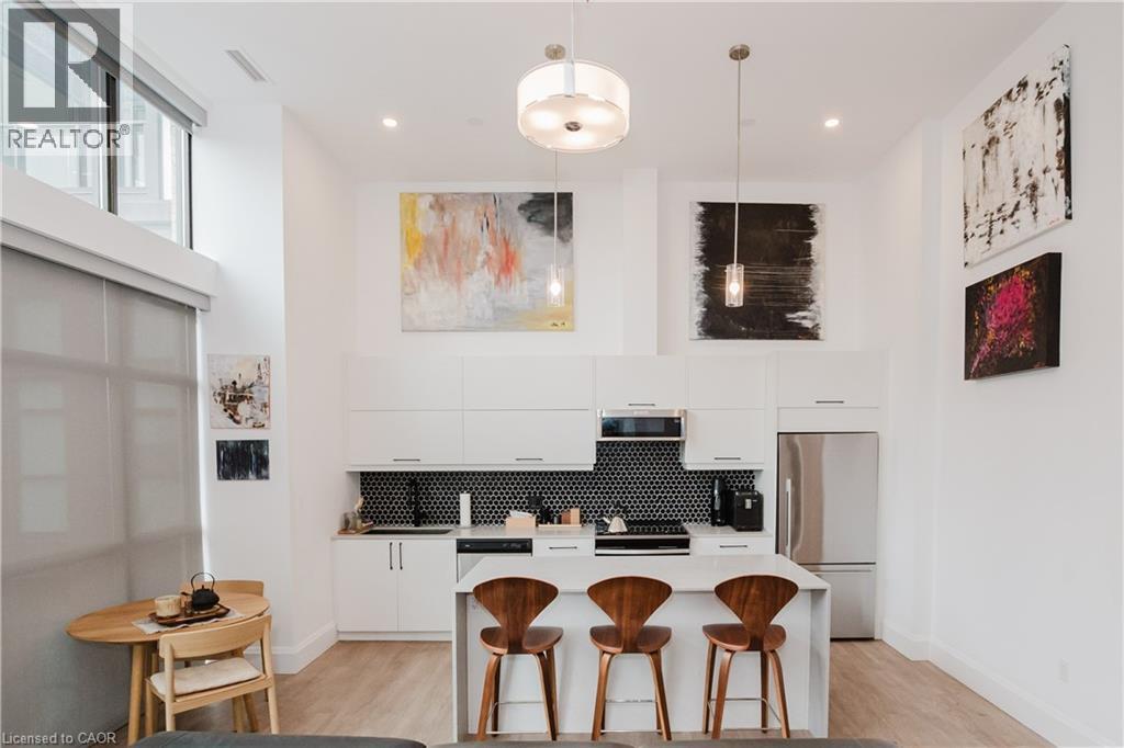 118 King Street E Unit# Lph13 Property Photo 17
