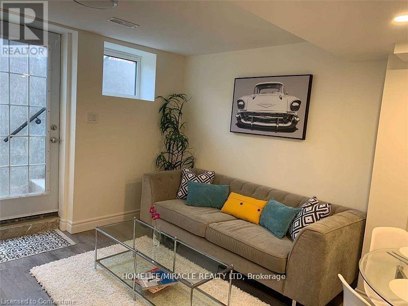 3966 Worthview Place Property Photo 1