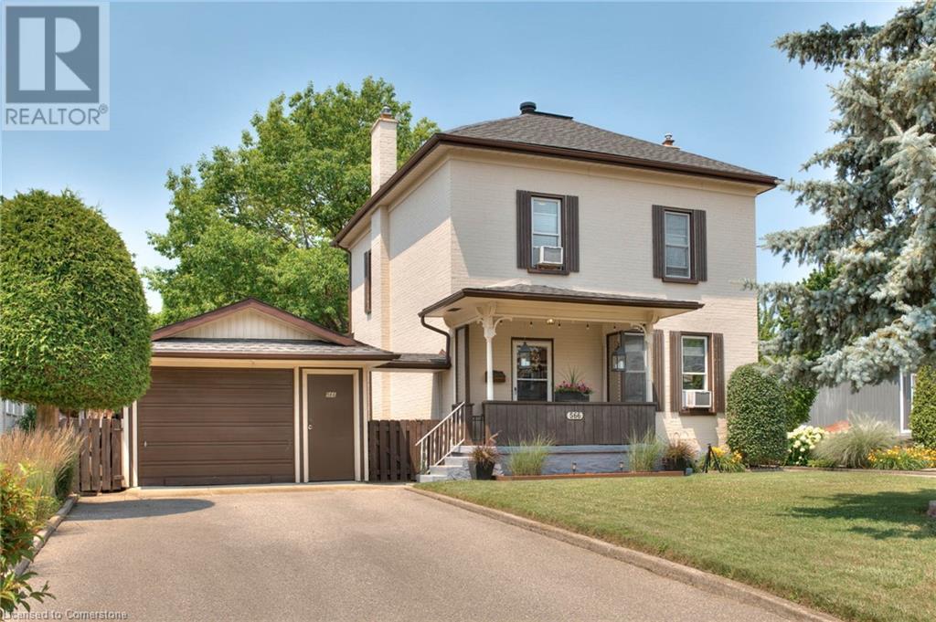 566 Dolph Street N Property Photo 1
