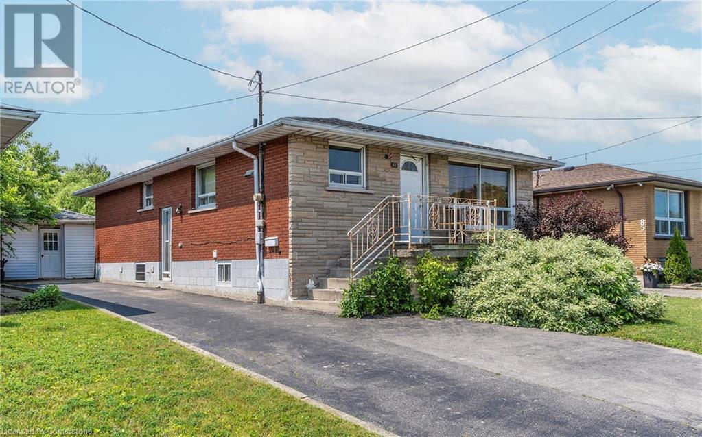 81 Limeridge Road W Property Photo 1