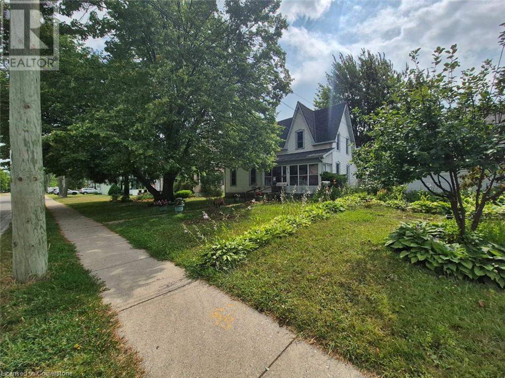 713 Cedar Street Property Photo 1