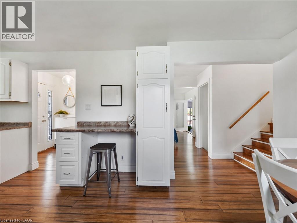 12 Easy Street Property Photo 10