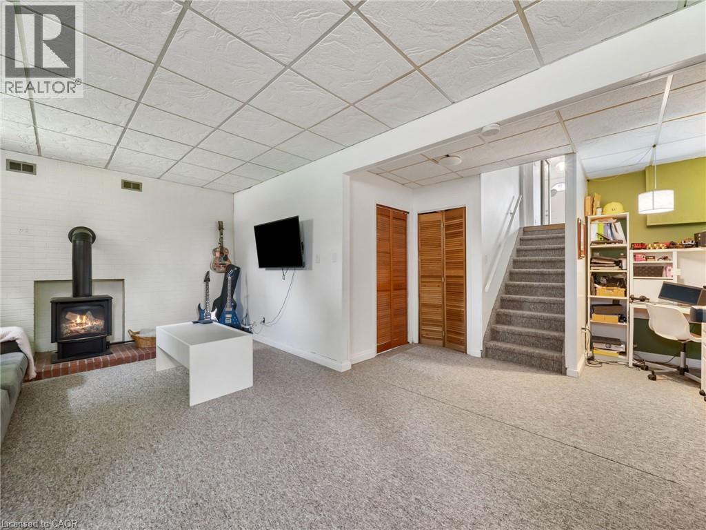 12 Easy Street Property Photo 29