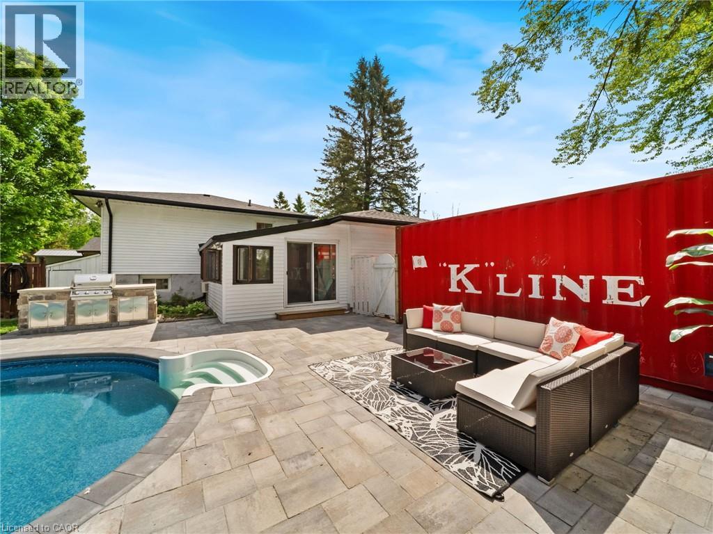 12 Easy Street Property Photo 40