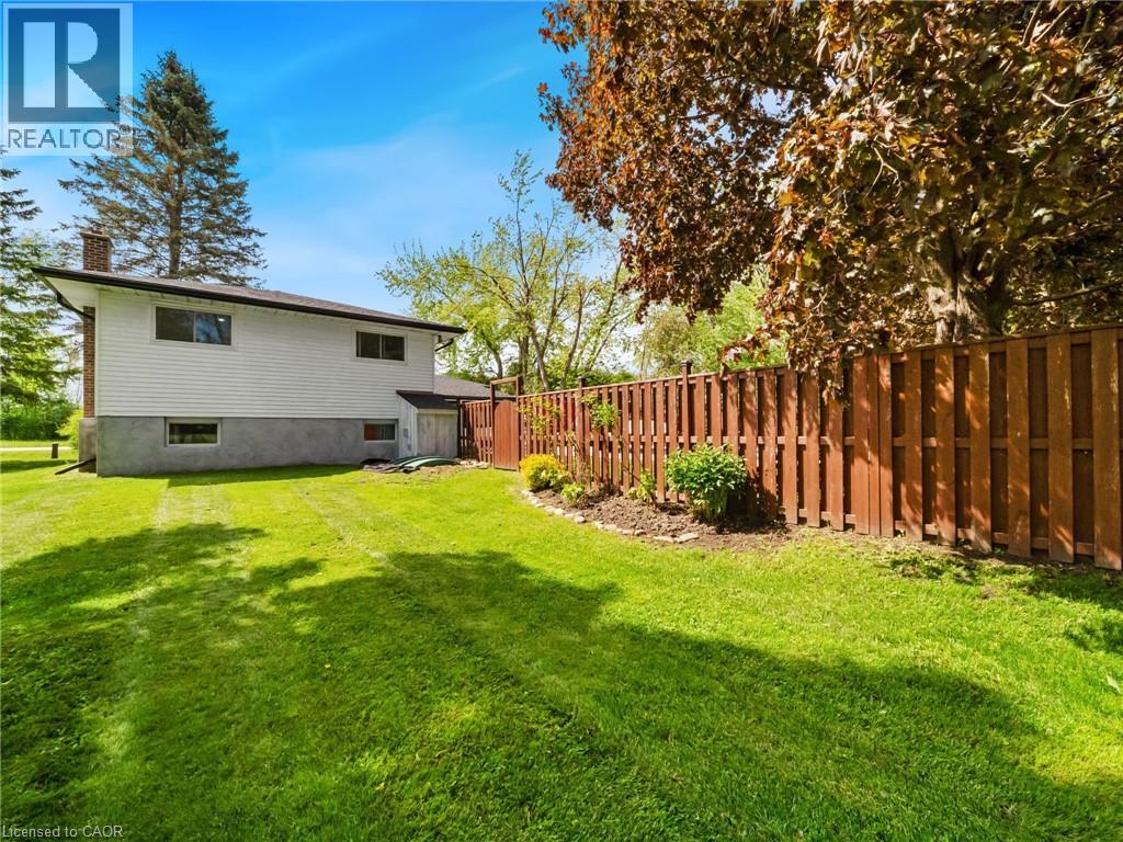 12 Easy Street Property Photo 42