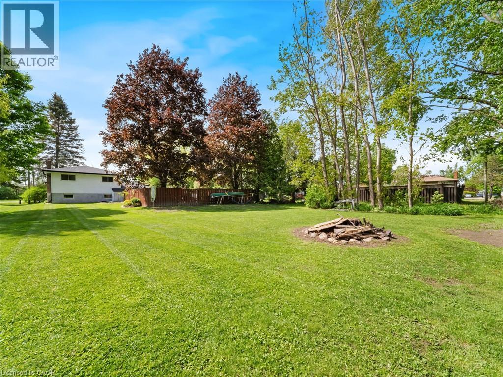 12 Easy Street Property Photo 43