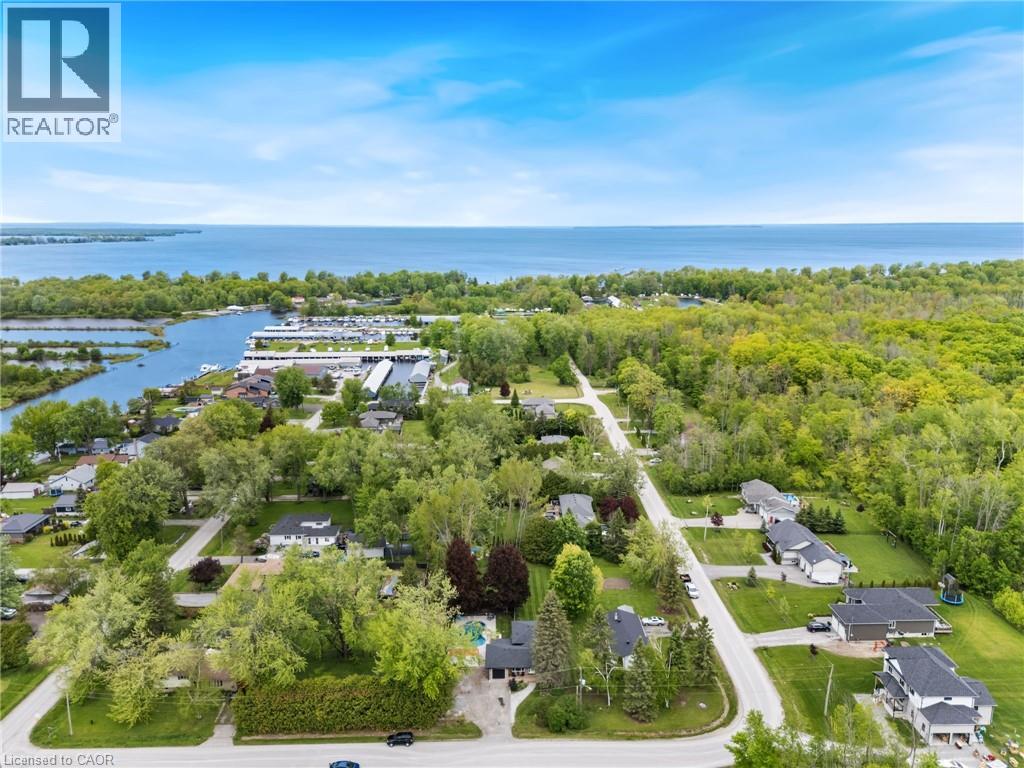 12 Easy Street Property Photo 48