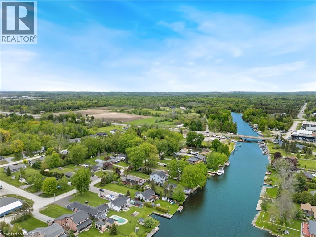 12 Easy Street Property Photo 50