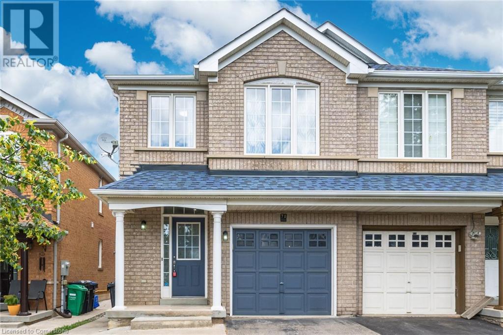 71 Sand Cherry Crescent Property Photo 1