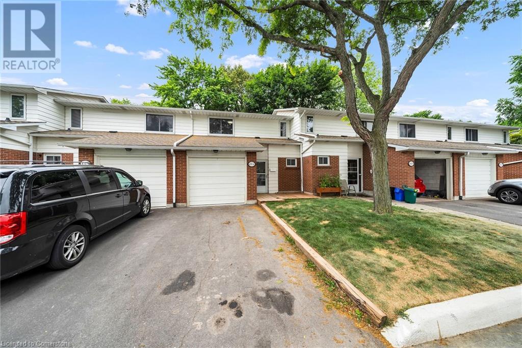 451 Woodview Road Unit# 4 Property Photo 1