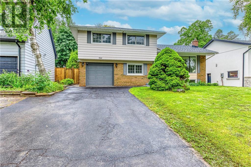564 Dynes Road Property Photo 1
