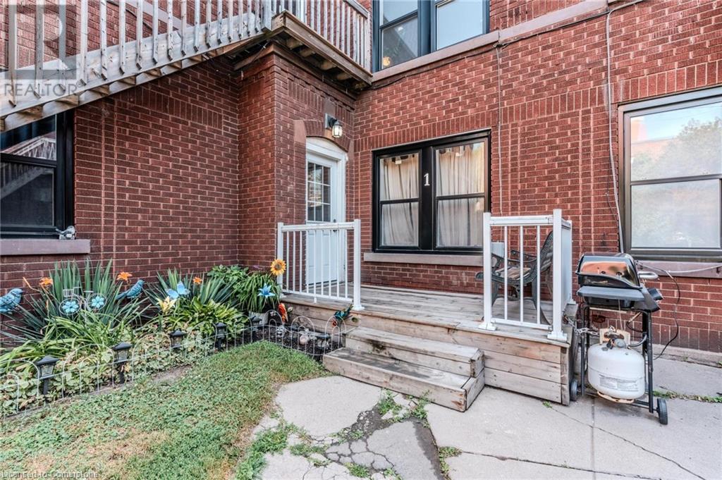 1 S Grosvenor Avenue S Unit# 1 Property Photo 1