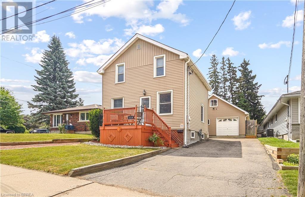 379 Grey Street Property Photo 1