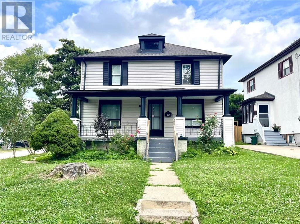 12 Carleton Street N Property Photo 1