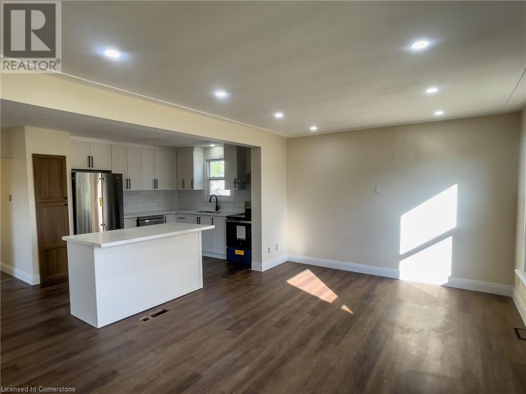 42 Wayne Drive Property Photo 1