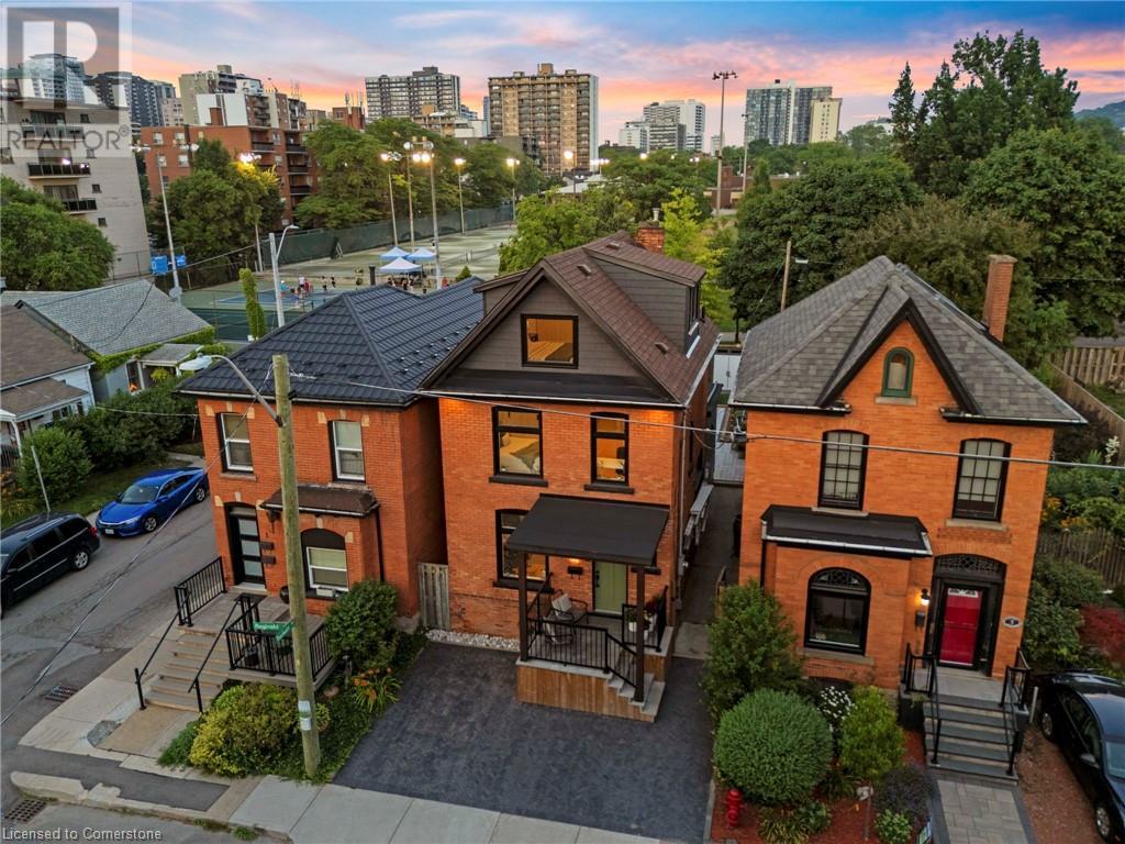 3 REGINALD Street