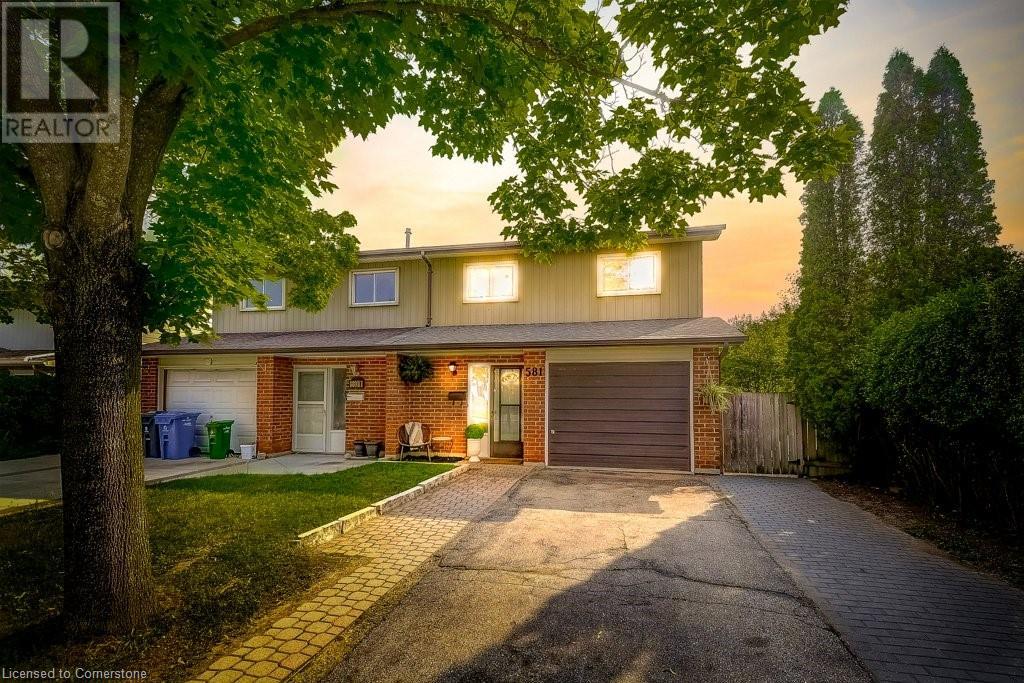581 College Avenue W Property Photo 1