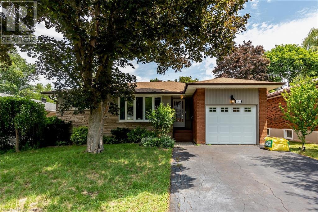 58 Autumn Leaf Road Property Photo 1