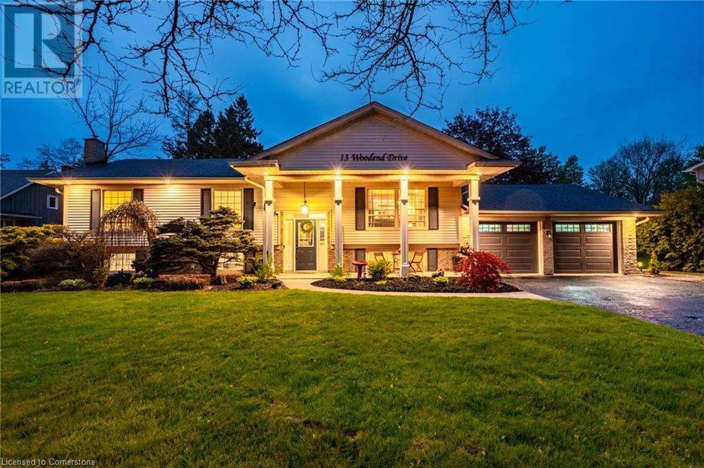13 WOODEND Drive