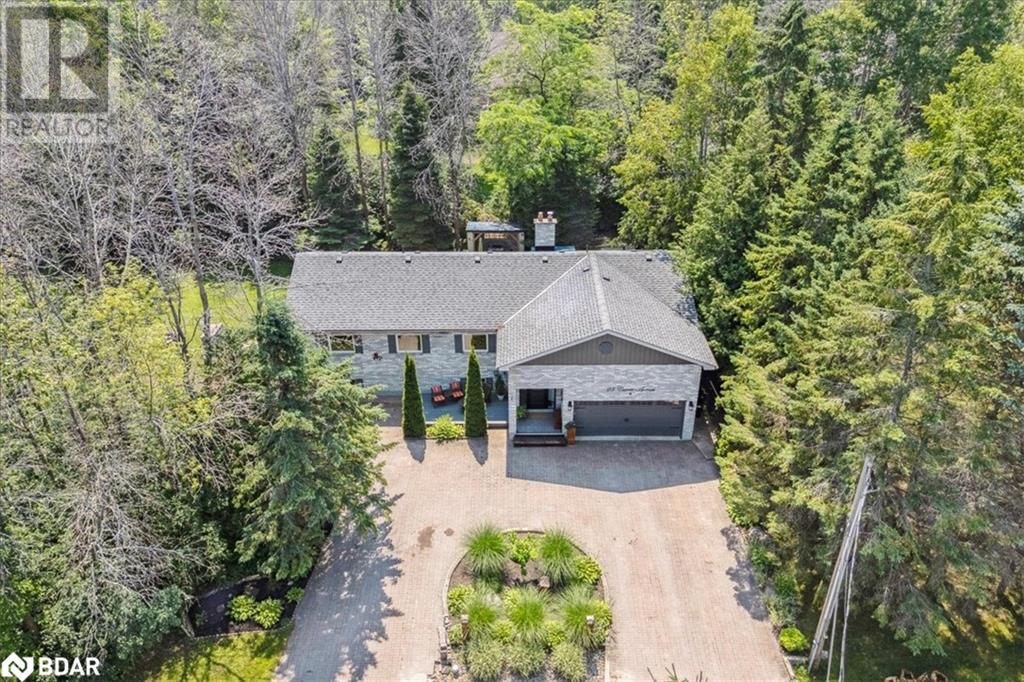 28 CURRIE Avenue