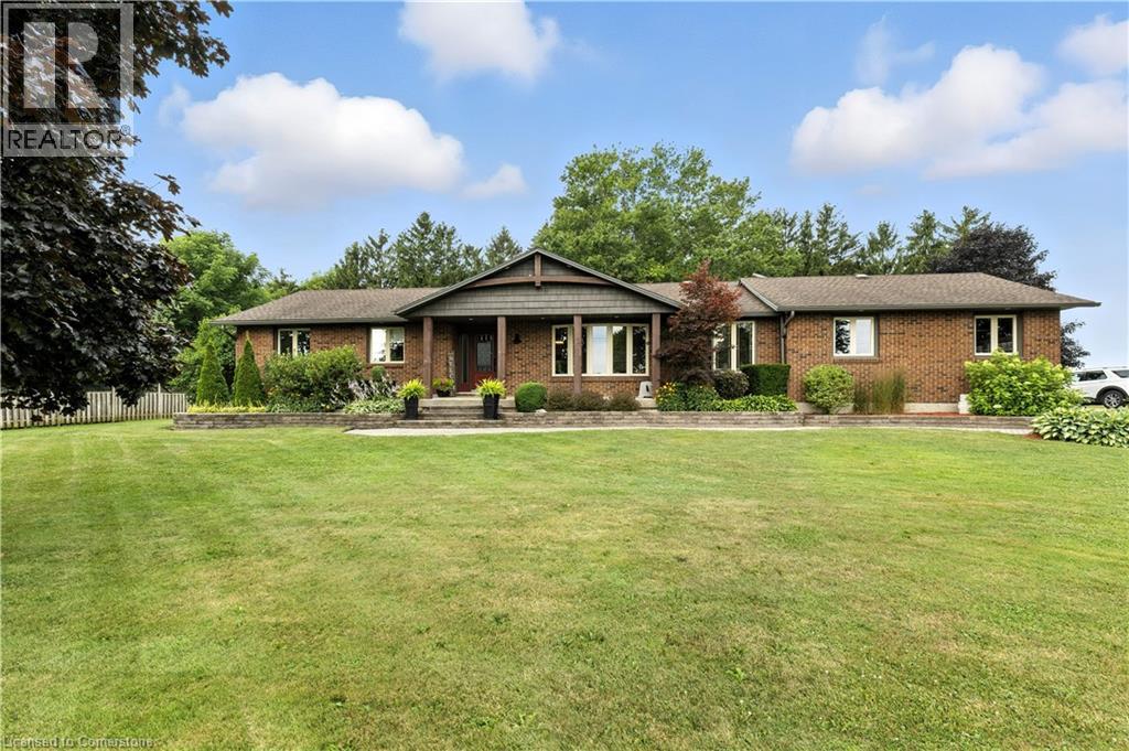 404996 Beaconsfield Road Property Photo 1